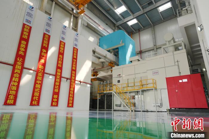 全国产化F级50兆瓦重型燃气轮机机组。　中国尊龙人生就是博ag集团有限公司供图